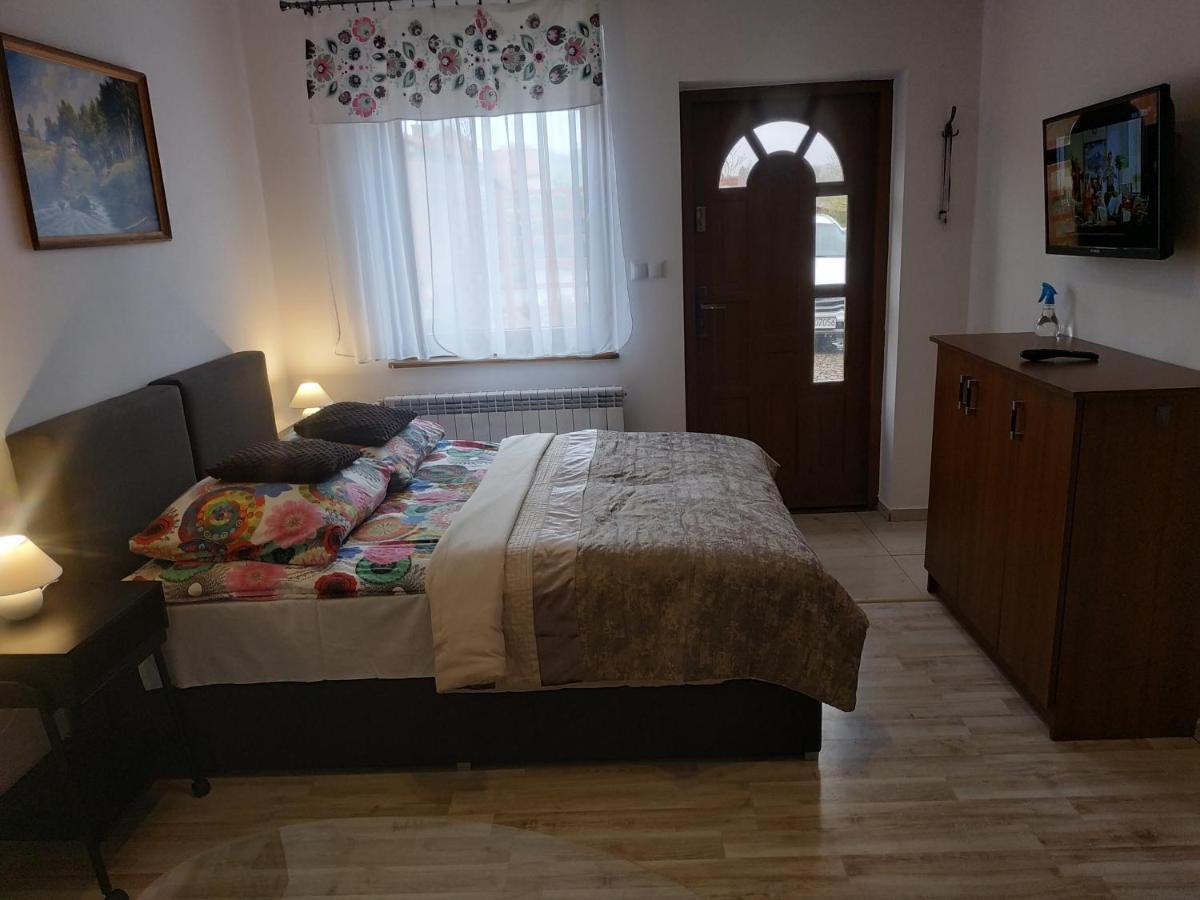 Pensjonat Na Zielonym Wzgorzu Zawoz Luaran gambar